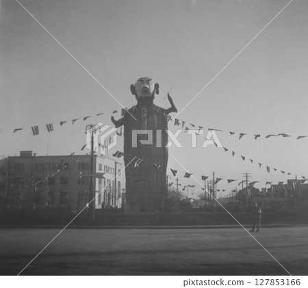 Old photo: October 10, 1938, Republic of China, Nanjing, during the Sino-Japanese War, Double Tenth Day (National Day of the Republic of China) Old photo: October 10, 1938, Republic of China, Nanjing, during the Sino-Japanese War, Double Tenth Day (National Day of the Republic of China) 127853166