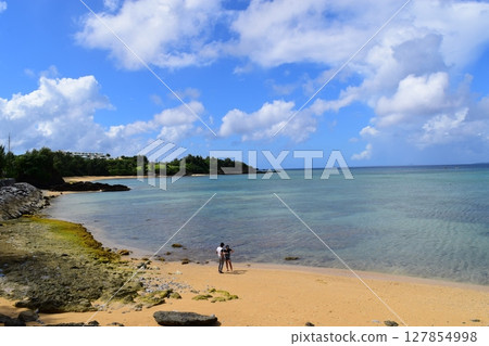 The sea of Okinawa 127854998