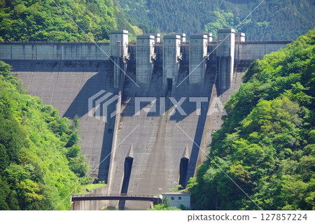 View of Tomisato Dam from Sarutobi Observation Square, Shikokuchuo City, Ehime Prefecture 127857224