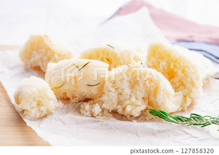 自製佛卡夏麵包 127858320