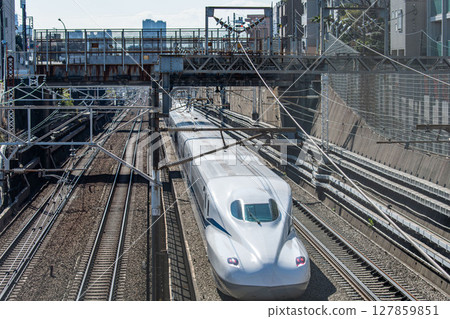 Top-down view of the Tokaido-Sanyo Shinkansen N700S 127859851