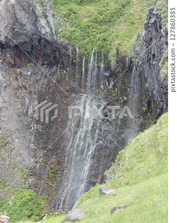 Flepe Waterfall 127860385