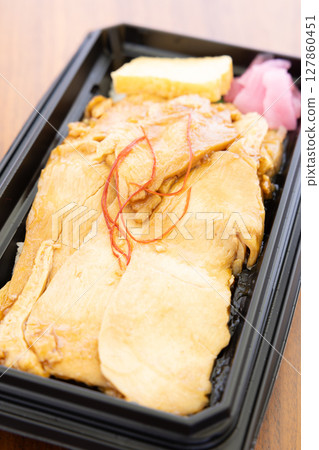 美味的雞肉便當 美味的雞肉便當 127860451