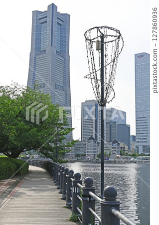 橫濱港未來21的風景 127860936