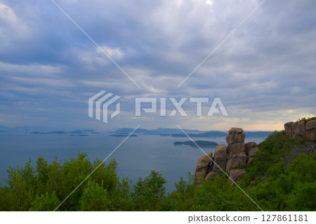 A spectacular view of the Seto Inland Sea from Mount Oji A spectacular view of the Seto Inland Sea from Mount Oji 127861181