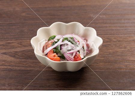 Image of a salad of okawakame 127862606