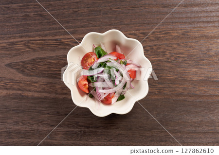 Image of a salad of okawakame 127862610