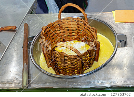 Cheese dairy production process Cheese dairy production process 127863702