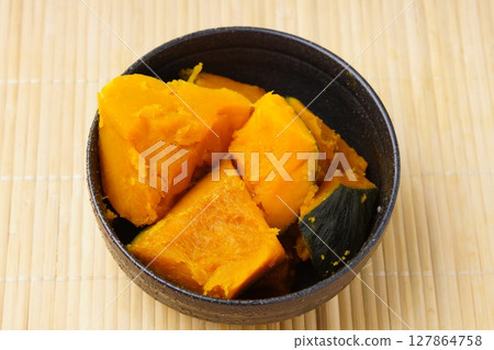 Simmered dish 127864758