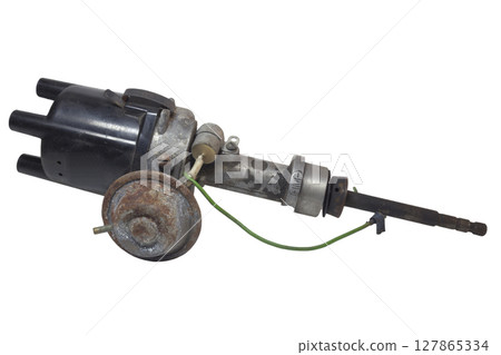 distributor of conventional ignition system  assembly, distributor cap. old, have rusty parts, isolated on white background 127865334