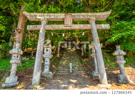 Himuro Shrine, Fujikawa Town, Yamanashi Prefecture Himuro Shrine, Fujikawa Town, Yamanashi Prefecture 127866345