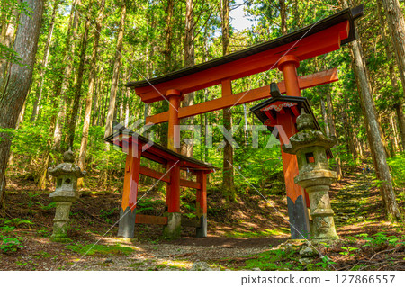 Himuro Shrine, Fujikawa Town, Yamanashi Prefecture Himuro Shrine, Fujikawa Town, Yamanashi Prefecture 127866557