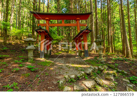 山梨縣富士川町冰室神社 127866559