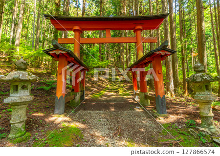 山梨縣富士川町冰室神社 127866574