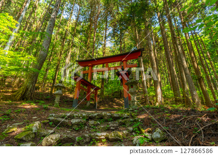 山梨縣富士川町冰室神社 127866586