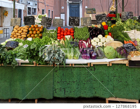 Green market stall 127868195