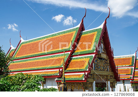 藍天和泰國寺廟 127869008