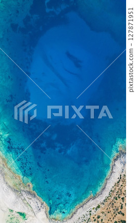 The mesmerizing beauty of Balos Lagoon on the island of Crete 127871951