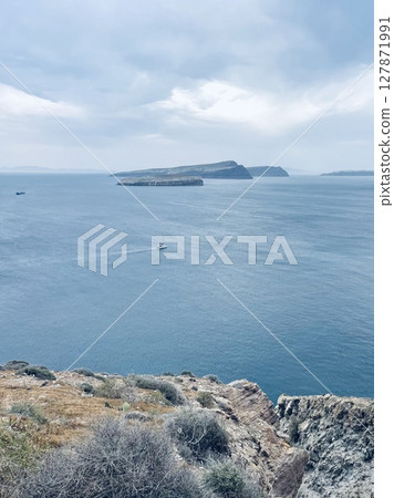 Santorini island, view of the sea and caldera from the lighthouse Santorini island, view of the sea and caldera from the lighthouse 127871991