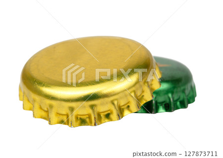 Bottle cap isolated on white background. without shadow 127873711