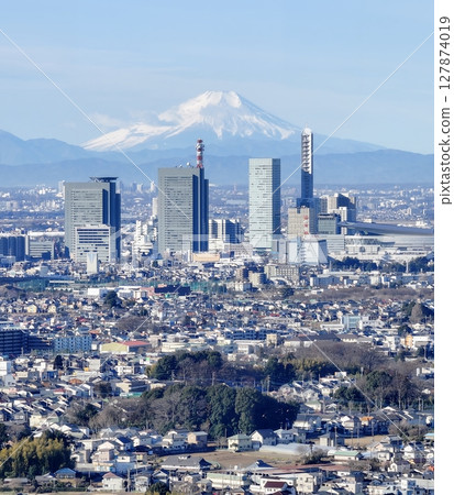 Aerial view of Mt. Fuji and Saitama New City in Saitama Prefecture 127874019