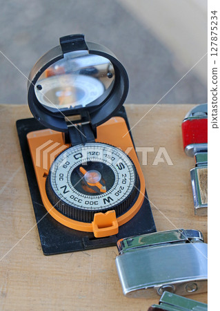 Field compass with mirror Field compass with mirror 127875234