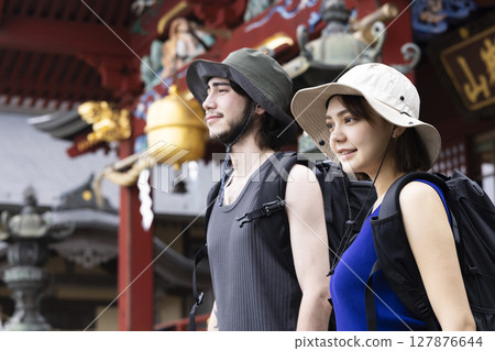 Inbound tourists enjoying sightseeing in Japan 127876644