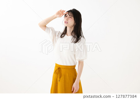 A hot woman 127877384