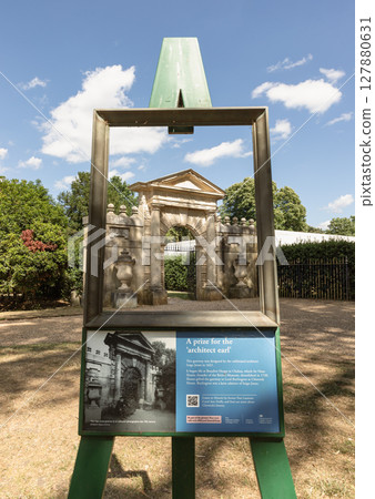 The large frame aligns with the view of the Inigo Jones Gateway, which is located within the Chiswick House Gardens. 127880631