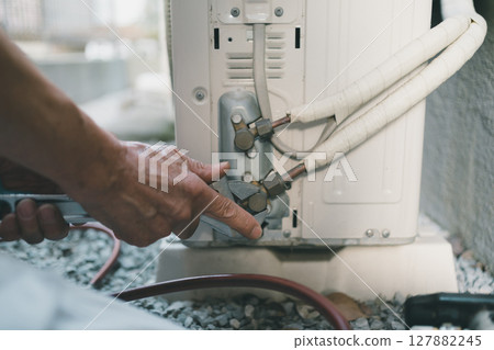 空調室外機及空調承包商 127882245