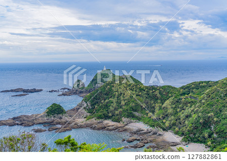(鹿兒島縣)佐多岬、燈塔及離岸船隻 (鹿兒島縣)佐多岬、燈塔及離岸船隻 127882861
