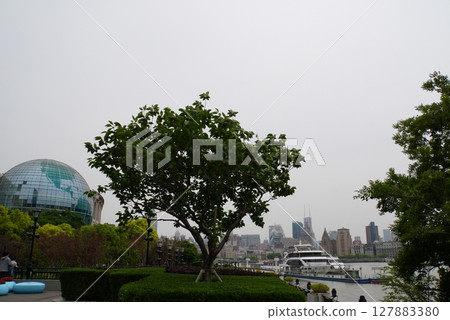 View of the Bund from Lujiazui, Shanghai, China View of the Bund from Lujiazui, Shanghai, China 127883380