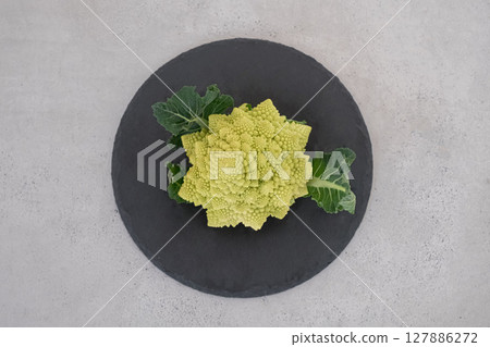 Romanesco Romanesco 127886272