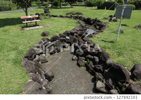 東小路谷防災公園 127892101
