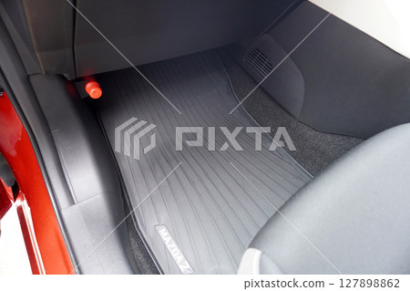 汽車腳墊（橡膠）06 127898862