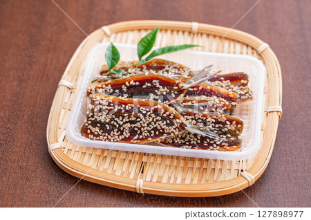 Packaged dried fish with mirin 127898977