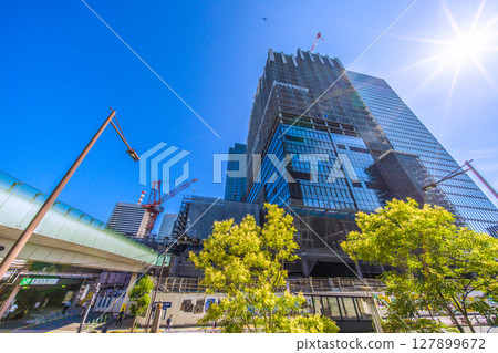 Tokyo cityscape in Japan - Redevelopment of Hamamatsucho Station. Construction of the new World Trade Center Building and terminal building, etc. 127899672