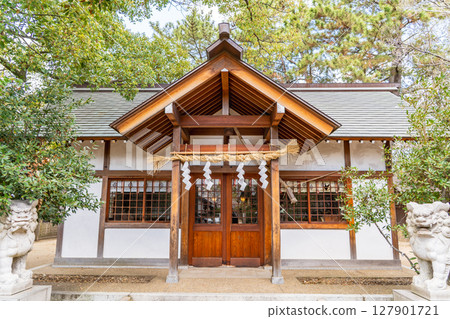 津都神社，創建於織染傳說之地（寬織姬和吳織姬），參拜殿，西宮市津都西口町 127901721