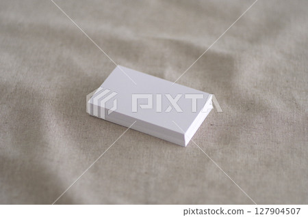 亞麻和白卡_18 127904507