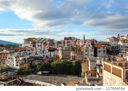 Morning view of Taxco, a popular tourist destination in Central America, Mexico 127904584