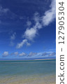 Beautiful sea and refreshing sky 127905304
