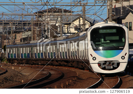 [SI] Seibu Ikebukuro Line 30000 Series Train (Local Train - 8 Cars: Ikebukuro⇔Hanno) 127906519