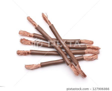 Group short cutted stranded copper wire pieces 127906866