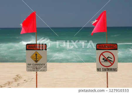No swimming sign at North Shore 127910333