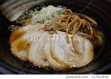 Char siu noodles 127912639