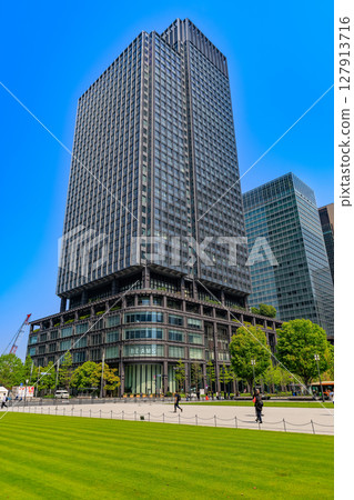 東京千代田區丸之內城市景觀新丸之內大廈 東京千代田區丸之內城市景觀新丸之內大廈 127913716