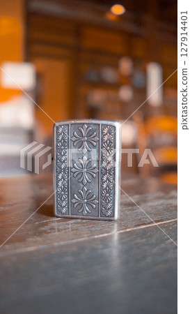 咖啡店和 Zippo 咖啡店和 Zippo 127914401