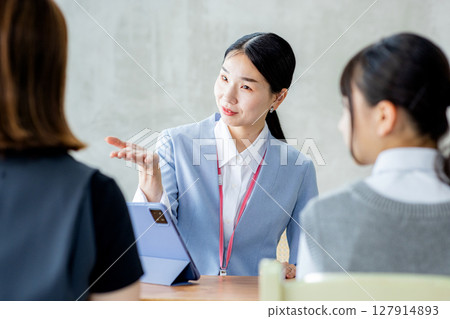 三方面試學校 127914893