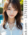 一個穿白襯衫的女人 127915159