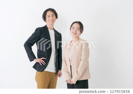 Business people in office casual wear 127915656